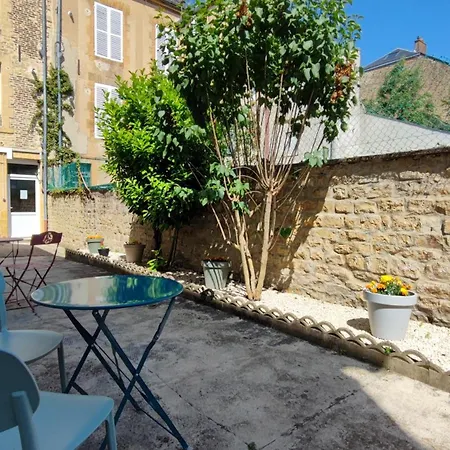 Appartamento Cmg 201 Petit Bois Place Ducale Charleville-Mézières